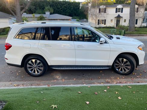Used 2019 Mercedes-Benz GLS 450 4MATIC image 10