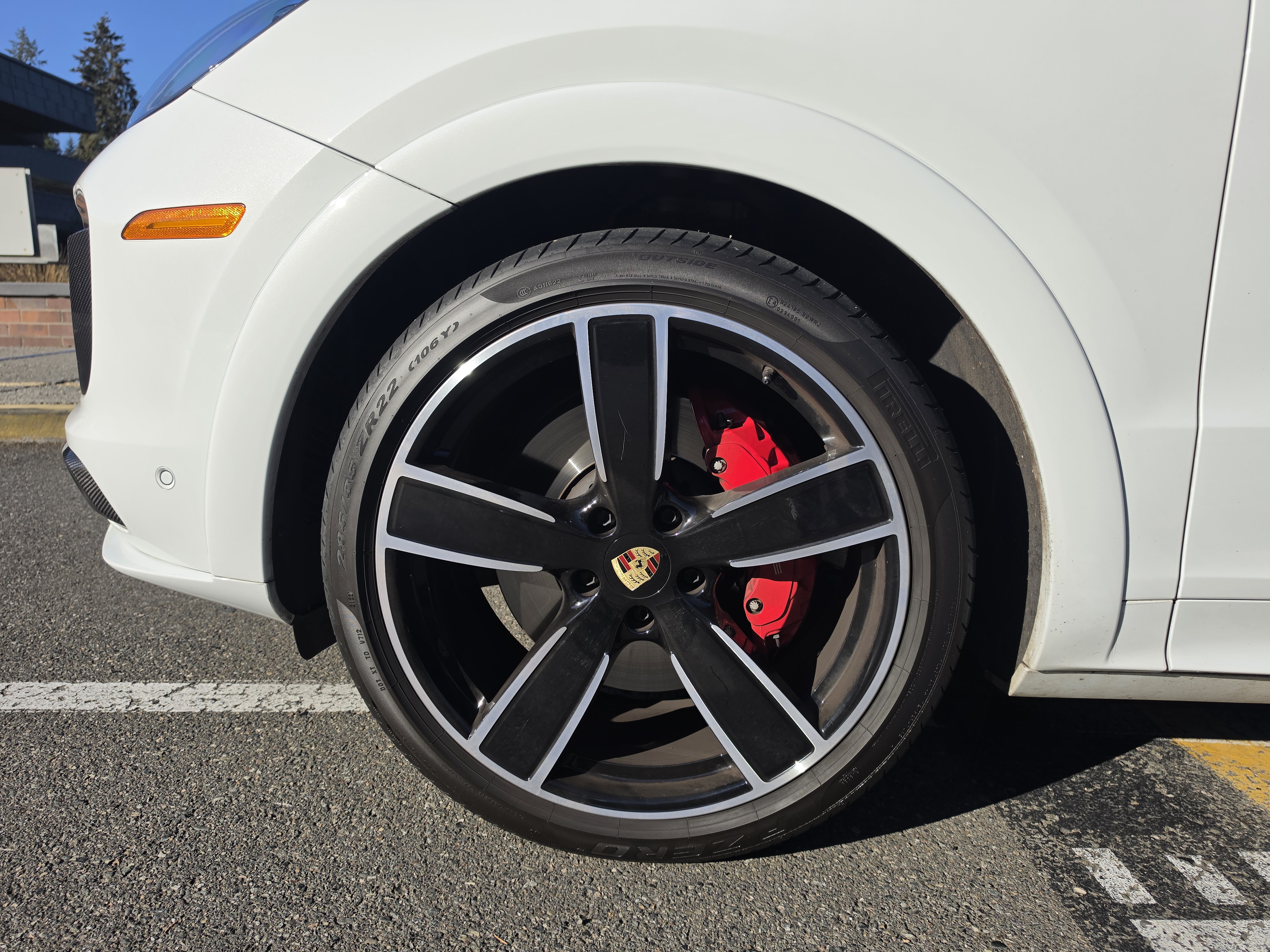 Used 2023 Porsche Cayenne GTS AWD/4WD image 11