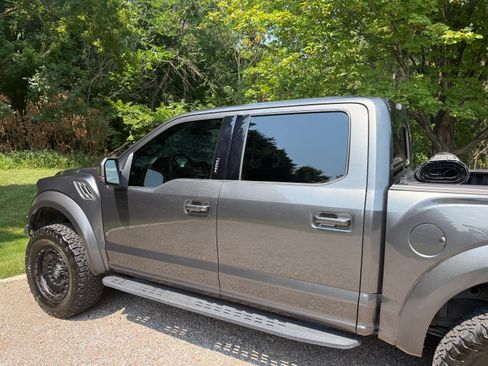 Used 2017 Ford F150 Raptor w/ Equipment Group 802A Luxury AWD/4WD image 2