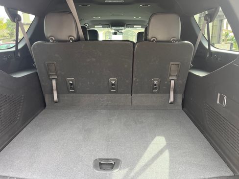 Used 2023 Chevrolet Suburban LS w/ Driver Alert Package image 15