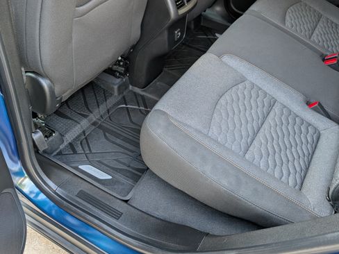 Used 2020 Chevrolet Equinox LT image 20