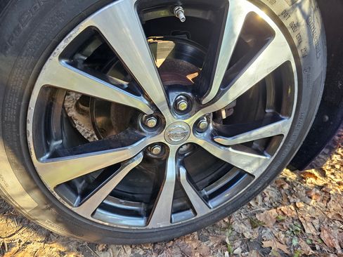 Used 2017 Nissan Maxima Platinum image 27