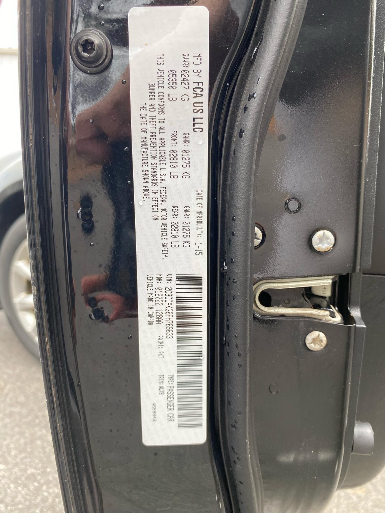 Used 2015 Chrysler 300 C w/ Light Group AWD/4WD image 18