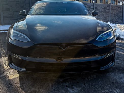 Used 2023 Tesla Model S Standard Range image 2