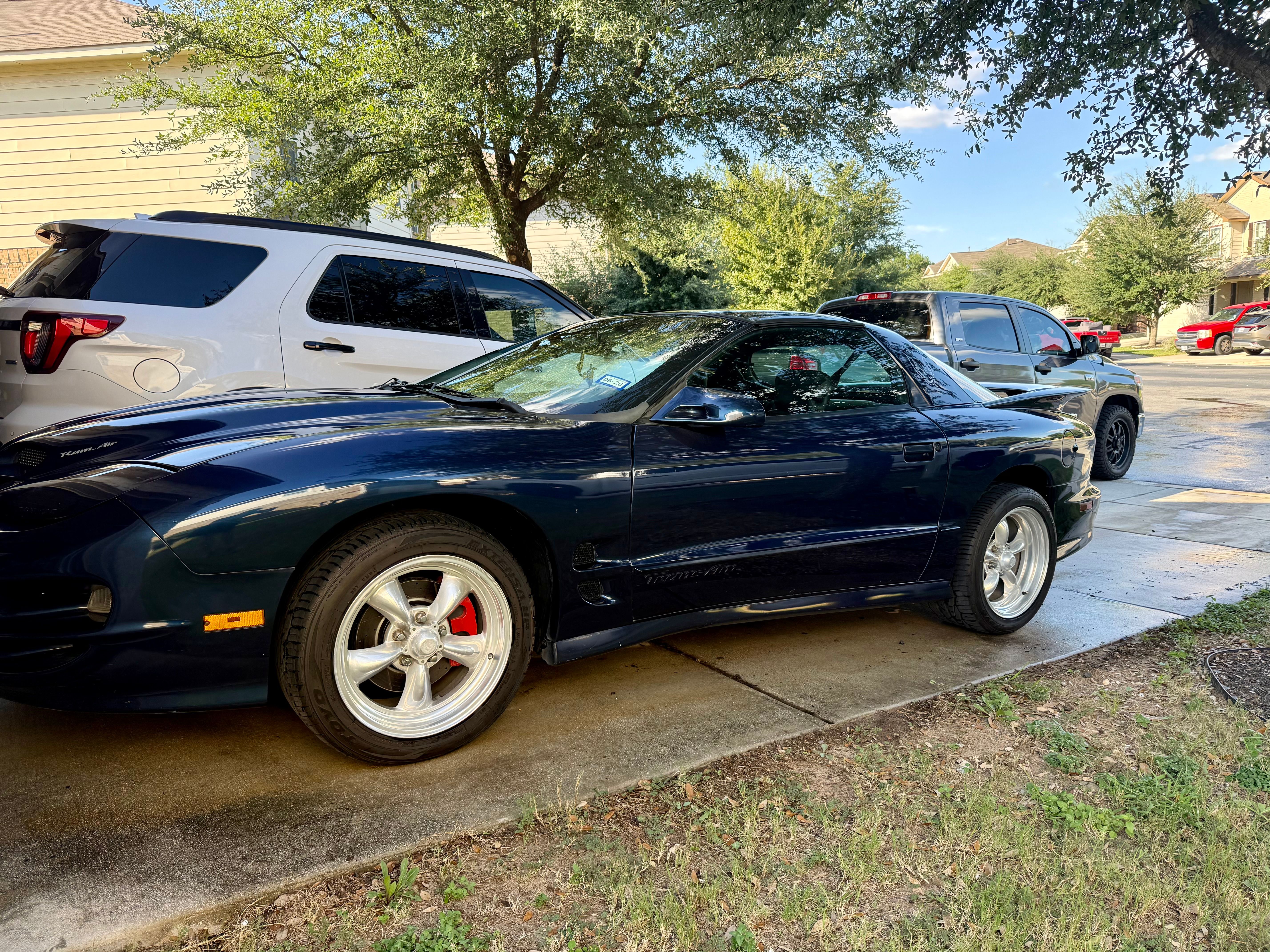 Used 2000 Pontiac Firebird Formula w/ Security Pkg RWD image 17