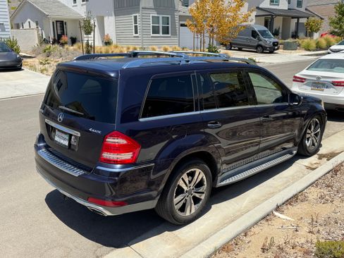Used 2010 Mercedes-Benz GL 450 4MATIC image 6