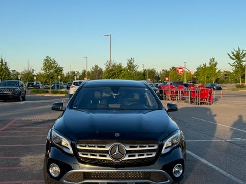 Used 2020 Mercedes-Benz GLA 250 4MATIC image 1