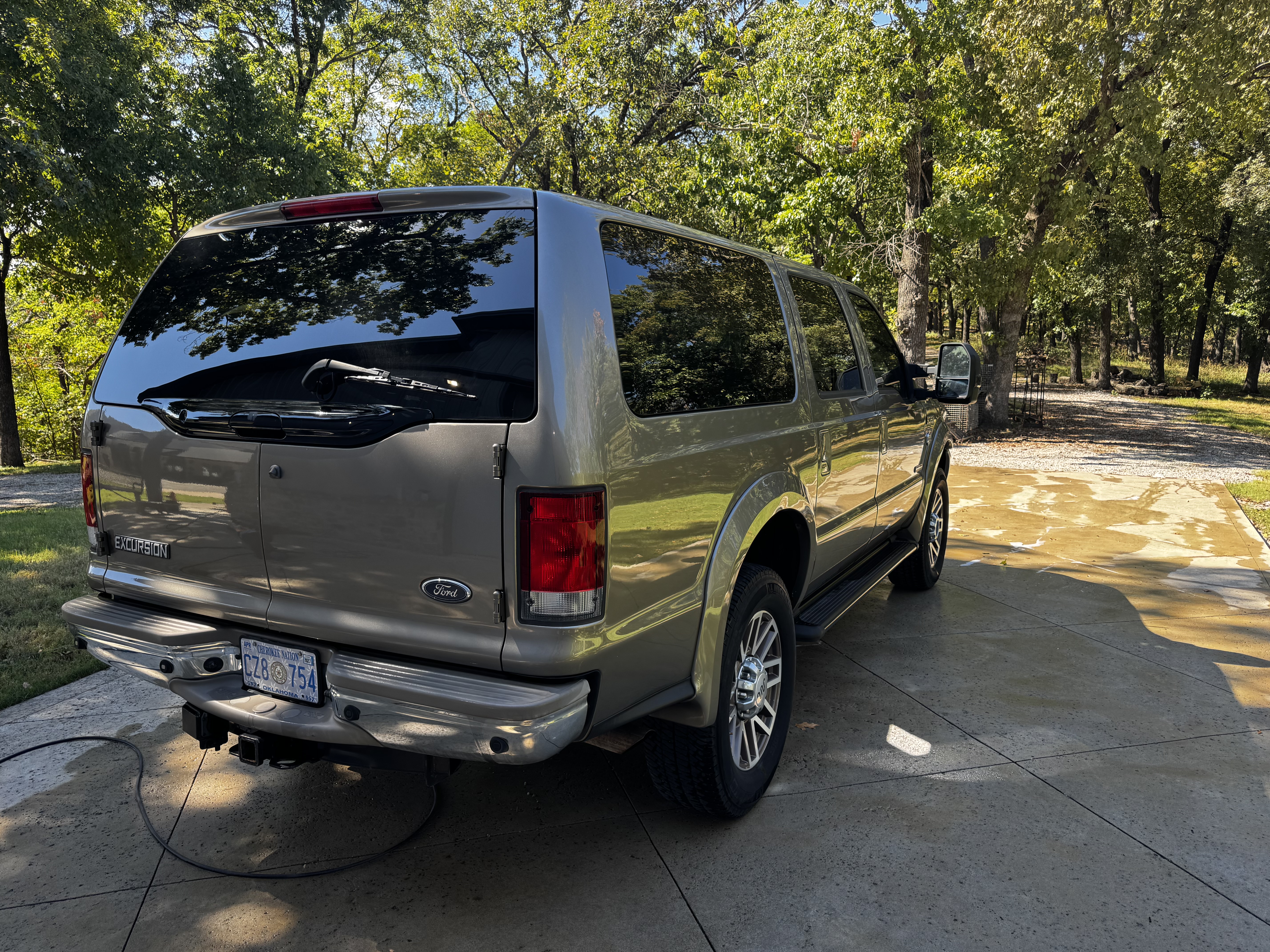 Used 2002 Ford Excursion Limited AWD/4WD image 15