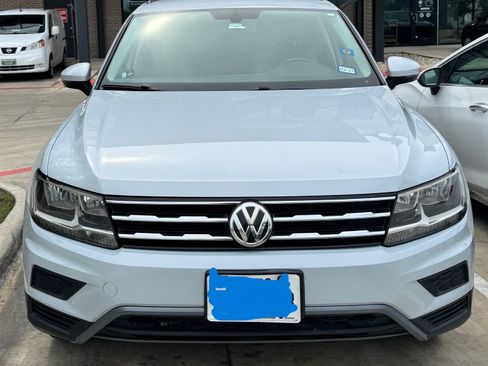 Used 2018 Volkswagen Tiguan SE FWD image 10