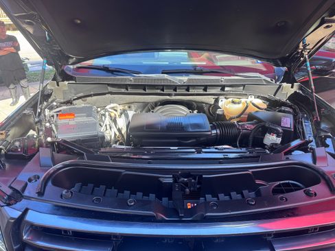 Used 2021 GMC Yukon AT4 w/ AT4 Premium Plus Package image 10