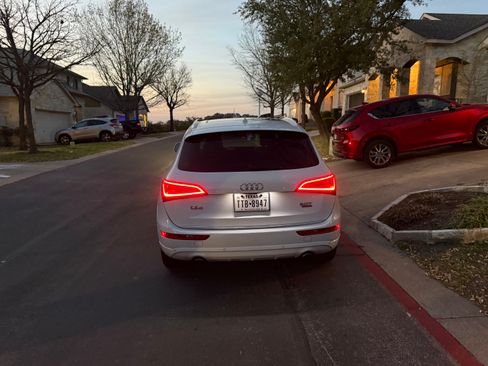 Used 2016 Audi Q5 2.0T Premium Plus w/ Technology Package image 6