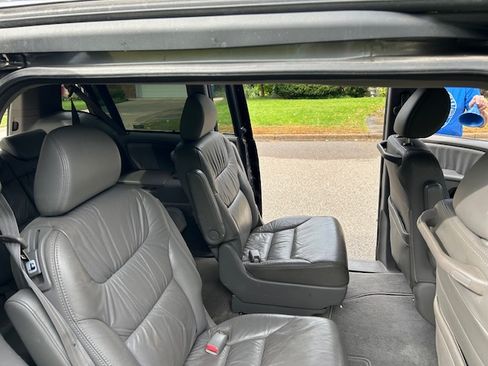 Used 2009 Honda Odyssey EX-L image 18