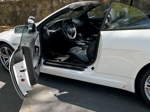 Used 2006 BMW 650i Convertible image 4