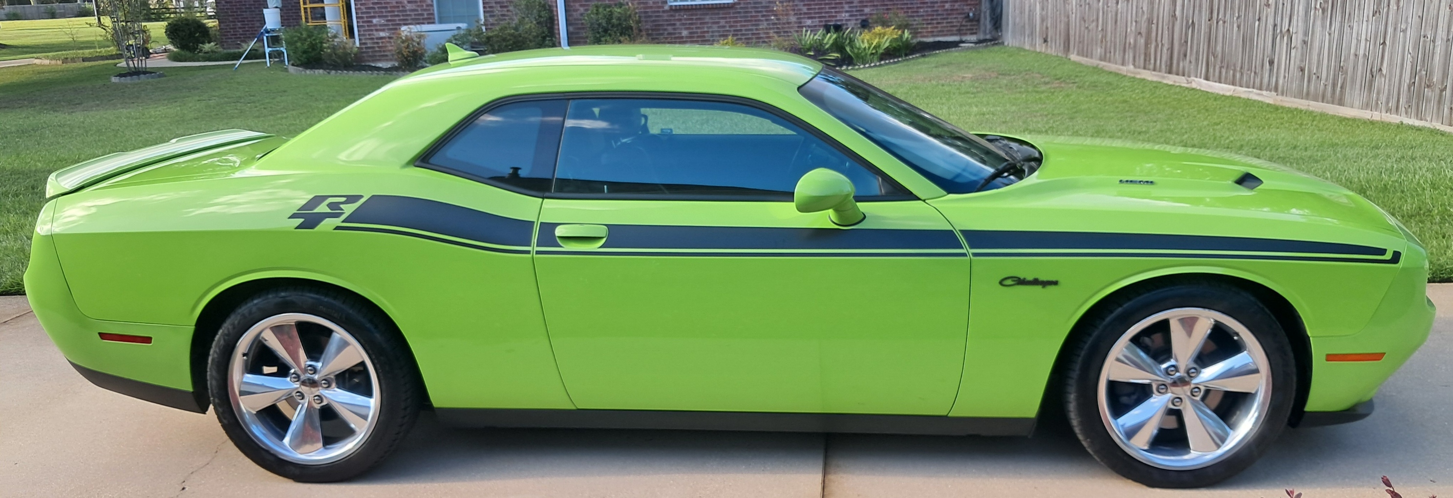 Used 2015 Dodge Challenger R/T Plus RWD image 5