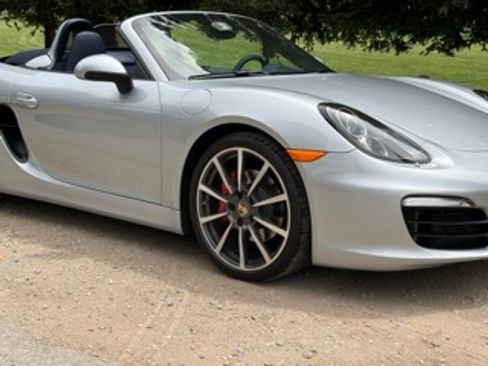 Used 2014 Porsche Boxster S RWD image 9