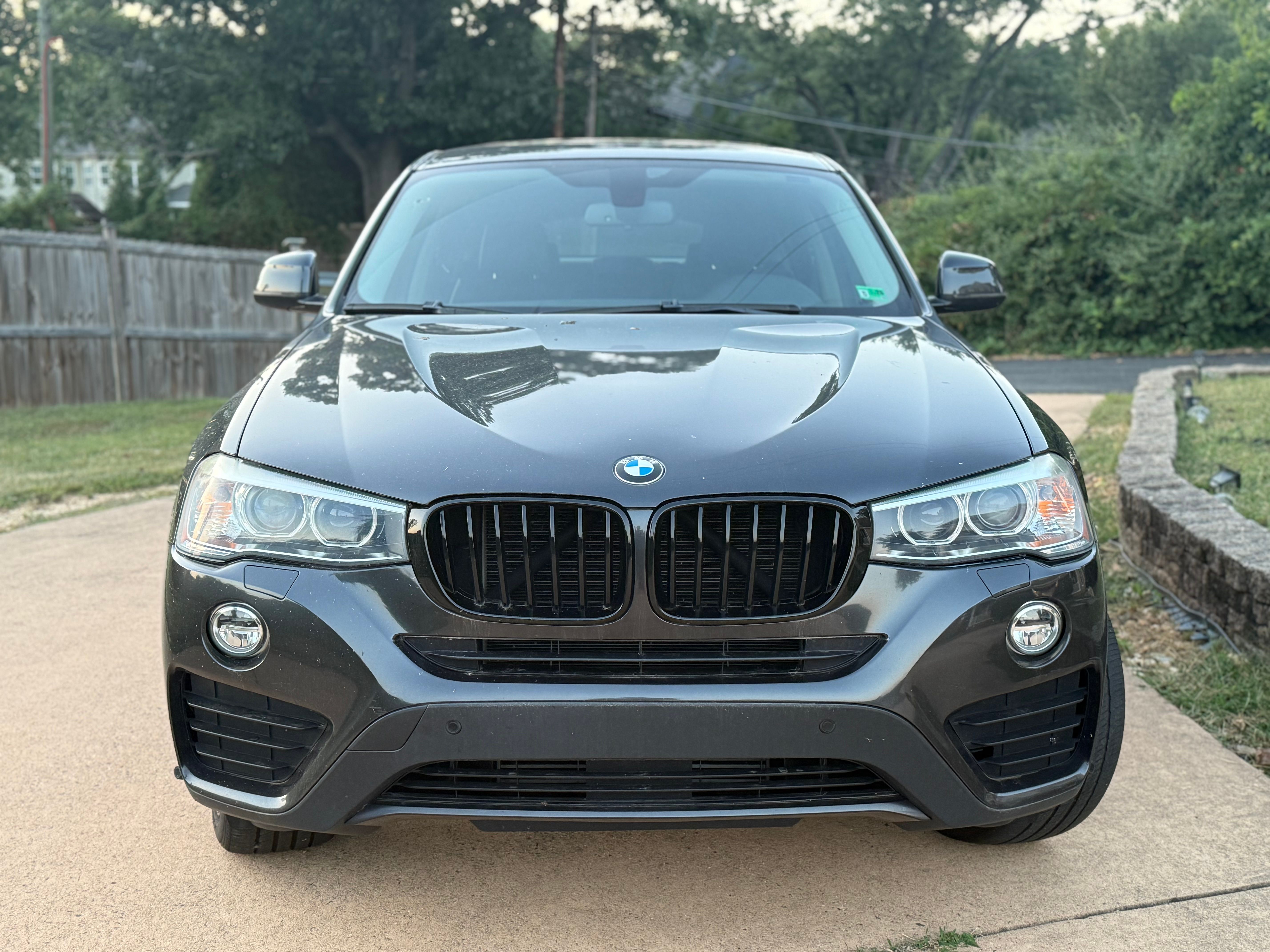 Used 2016 BMW X4 xDrive28i AWD/4WD image 2