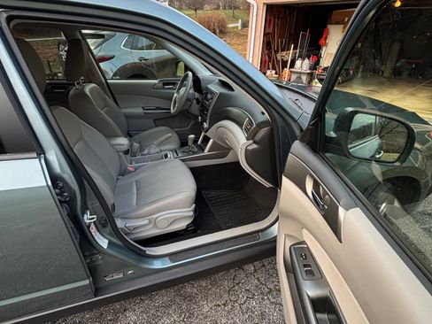 Used 2012 Subaru Forester 2.5X Touring image 10
