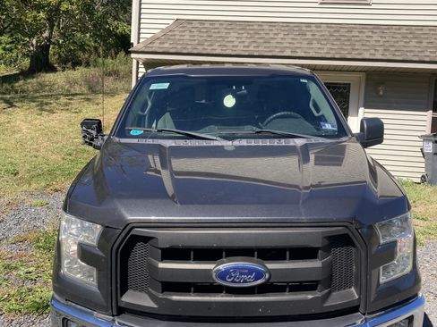 Used 2015 Ford F150 XL w/ Equipment Group 101A Mid image 9