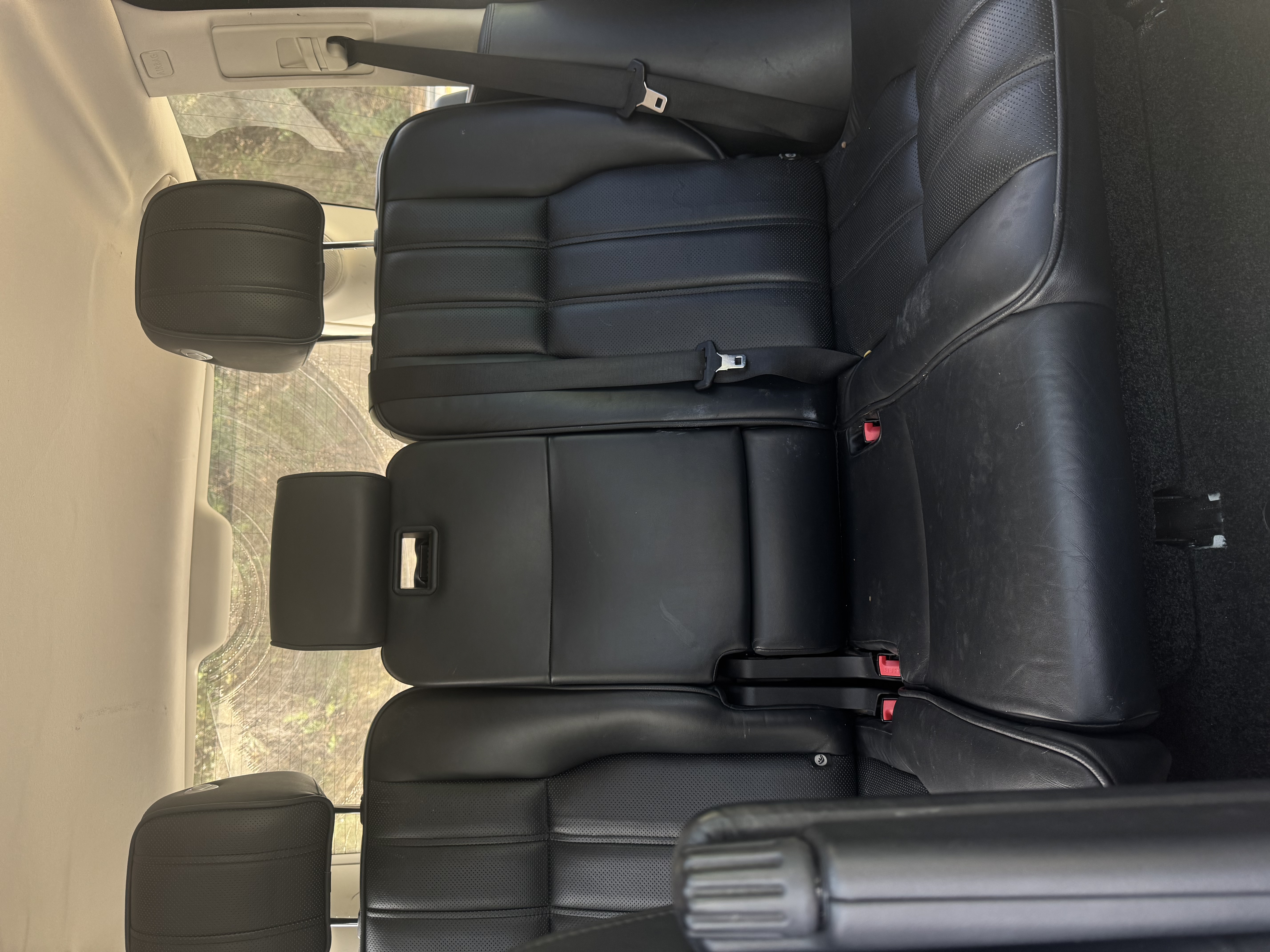 Used 2011 Land Rover Range Rover Supercharged AWD/4WD image 7