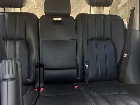 Used 2011 Land Rover Range Rover Supercharged AWD/4WD image 7