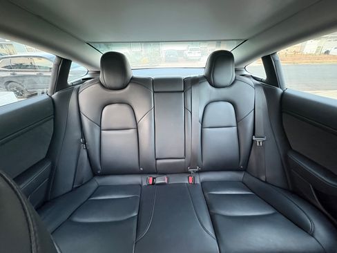 Used 2023 Tesla Model 3 Standard Range RWD image 16