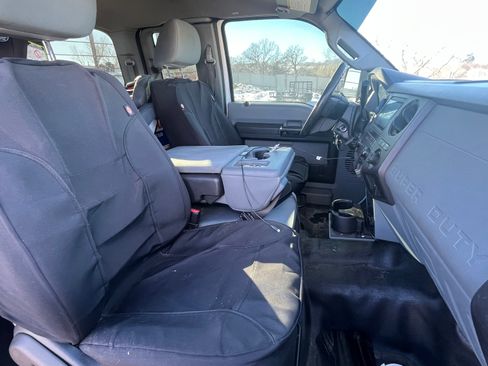 Used 2011 Ford F350 XL w/ PWR Equipment Group image 10