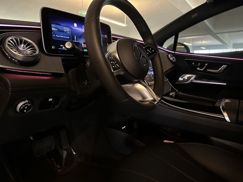 Used 2024 Mercedes-Benz EQE 350+ Sedan image 6