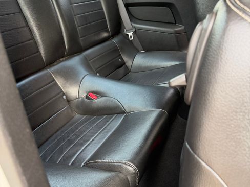 Used 2010 Ford Mustang Premium image 14