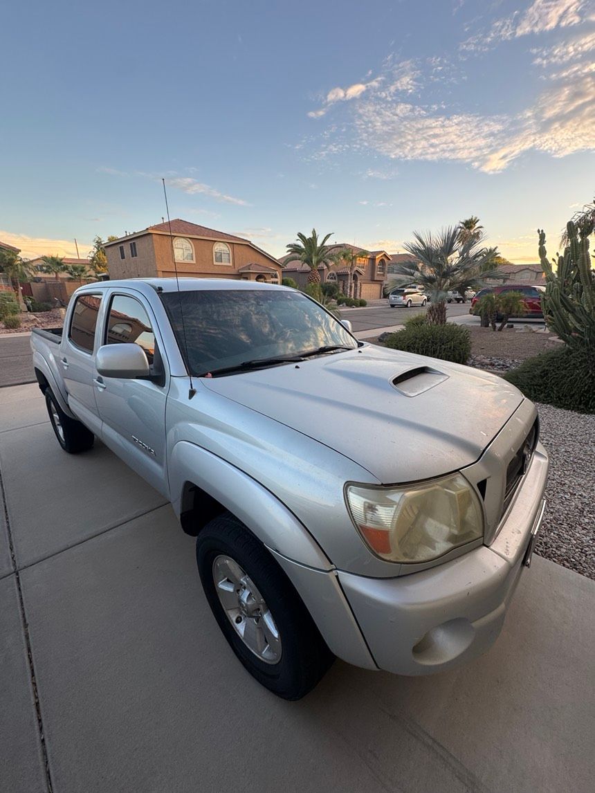 Used 2006 Toyota Tacoma PreRunner RWD image 12