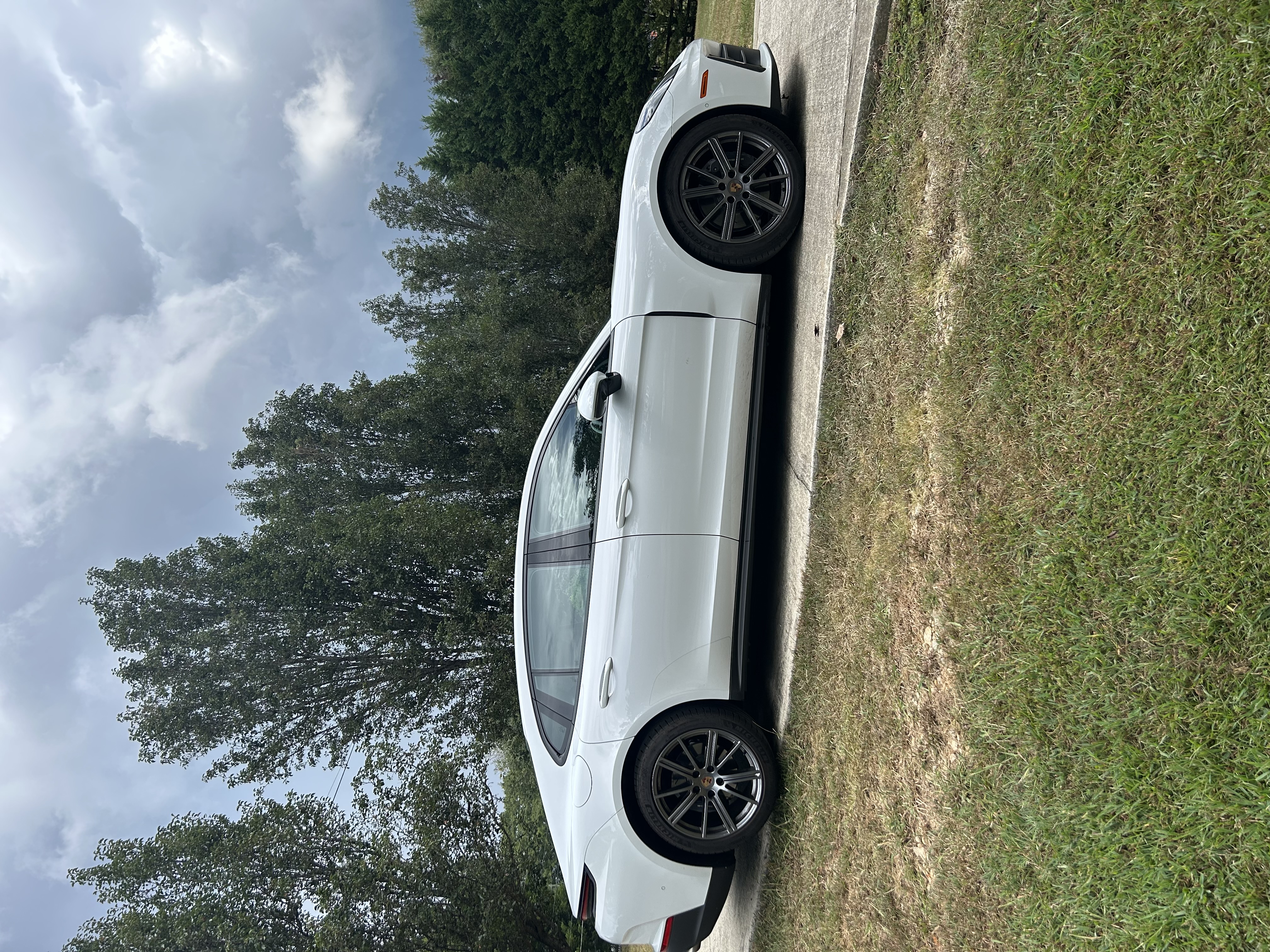 Used 2024 Porsche Panamera 4 AWD/4WD image 4