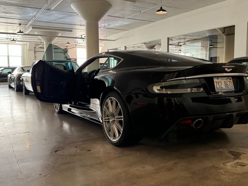 Used 2009 Aston Martin DBS Coupe image 16