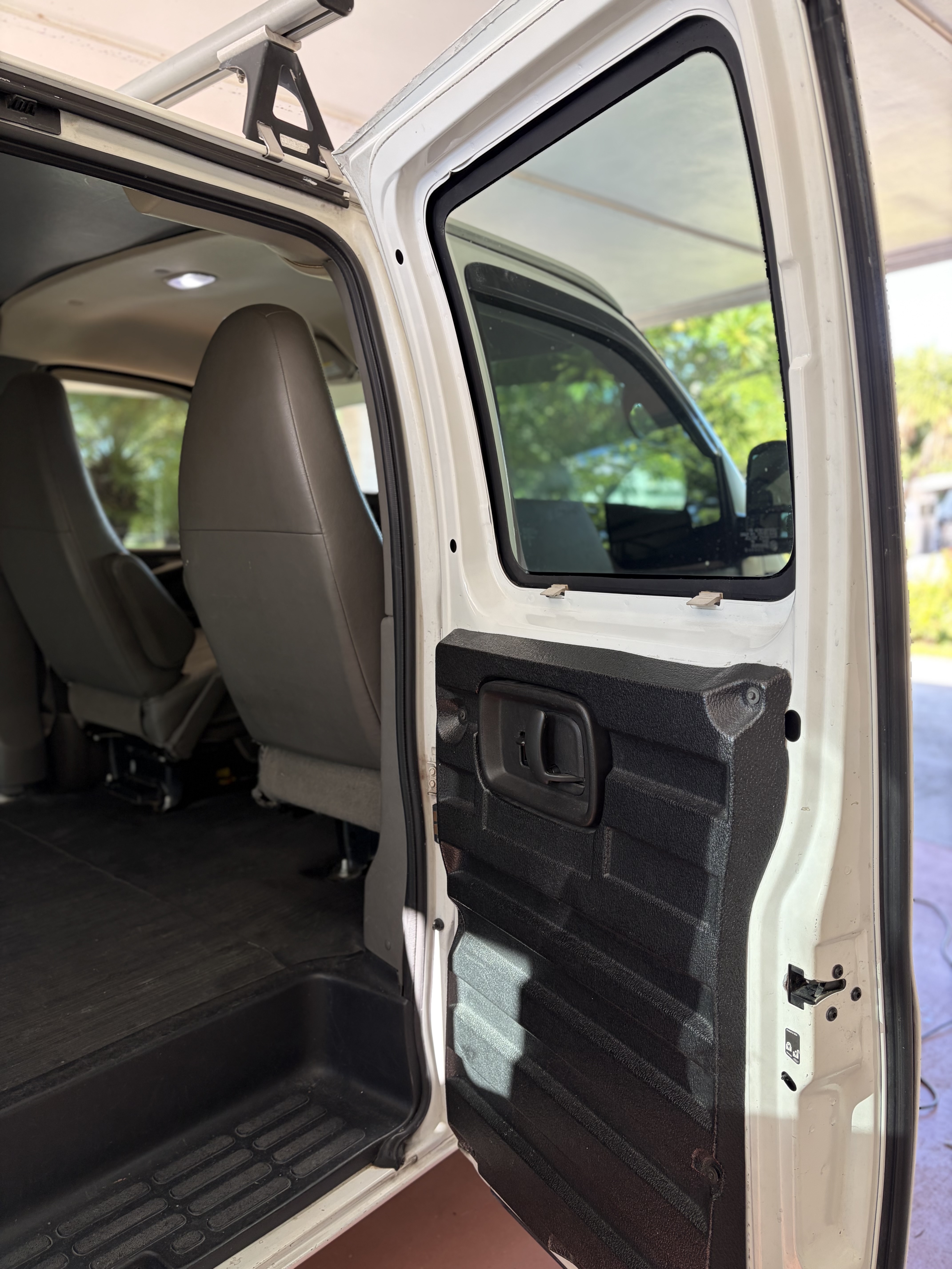 Used 2013 GMC Savana 2500 RWD image 13