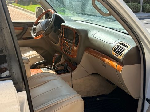Used 2000 Lexus LX 470 4WD image 10