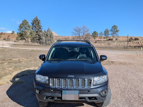 Used 2014 Jeep Compass Latitude image 4