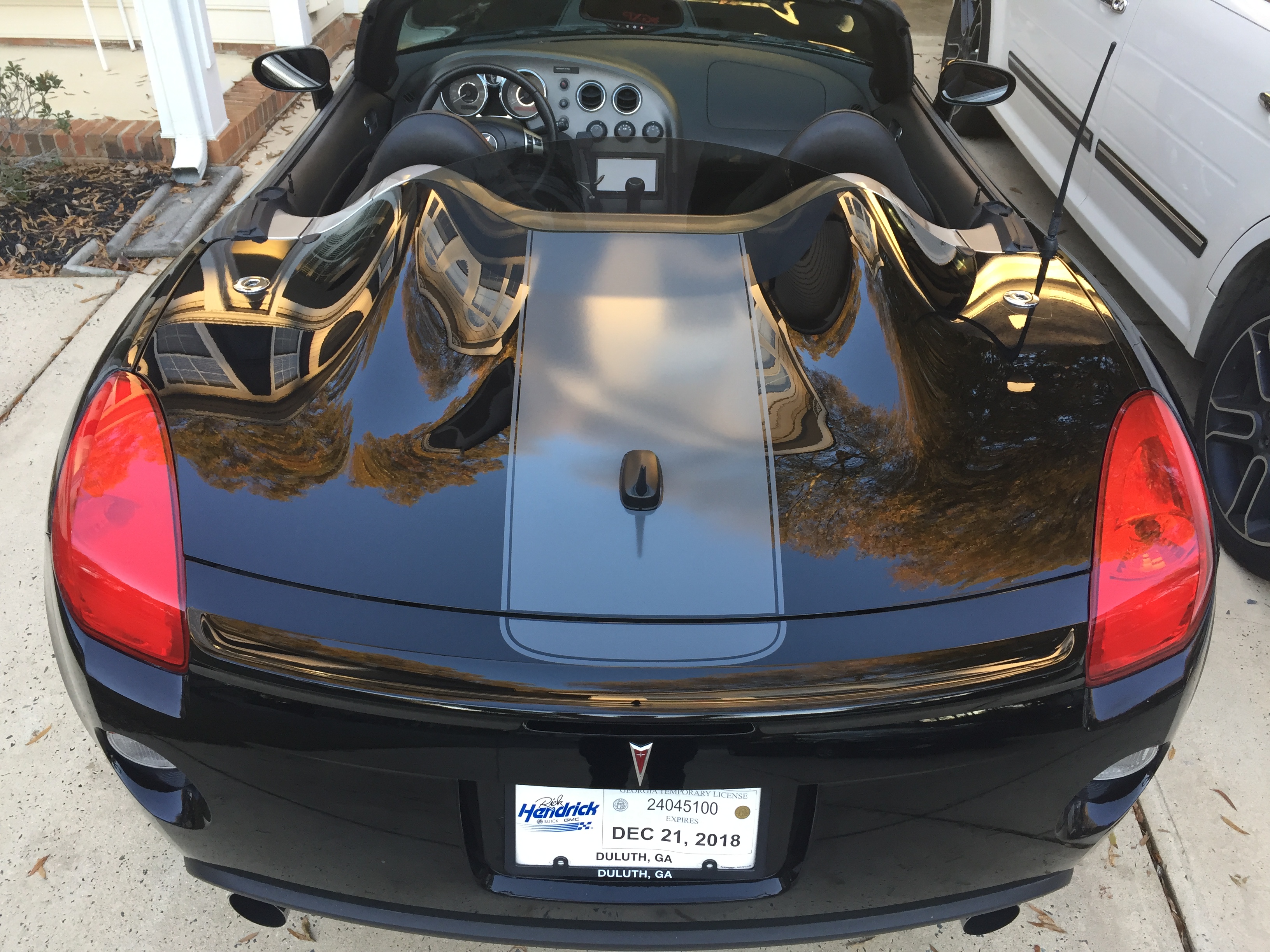 Used 2008 Pontiac Solstice GXP w/ Premium Package RWD image 15