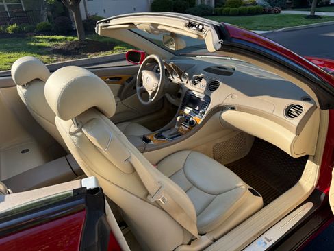Used 2005 Mercedes-Benz SL 500 image 14