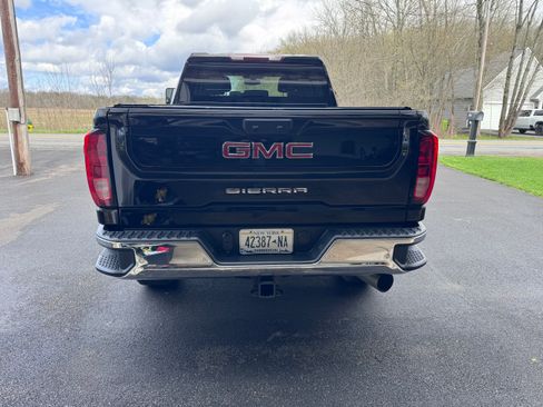 Used 2020 GMC Sierra 2500 4x4 Crew Cab w/ Convenience Package image 9