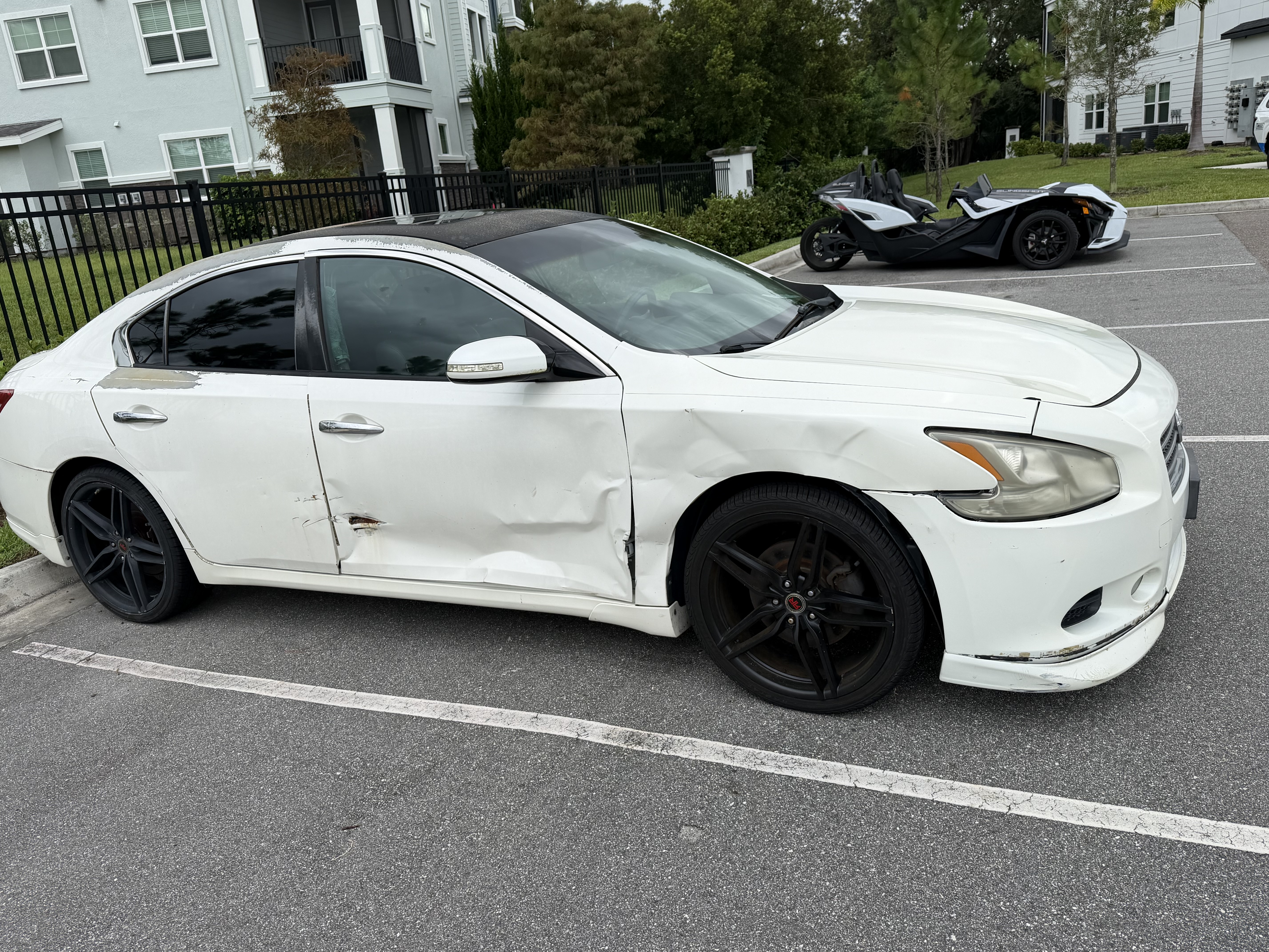 Used 2010 Nissan Maxima 3.5 SV FWD image 11