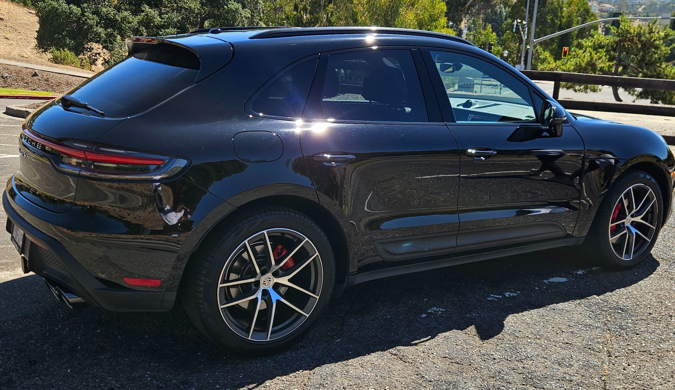 Used 2024 Porsche Macan S AWD/4WD image 8