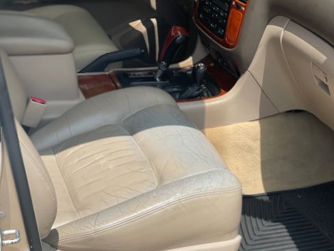 Used 2000 Lexus LX 470 4WD image 12