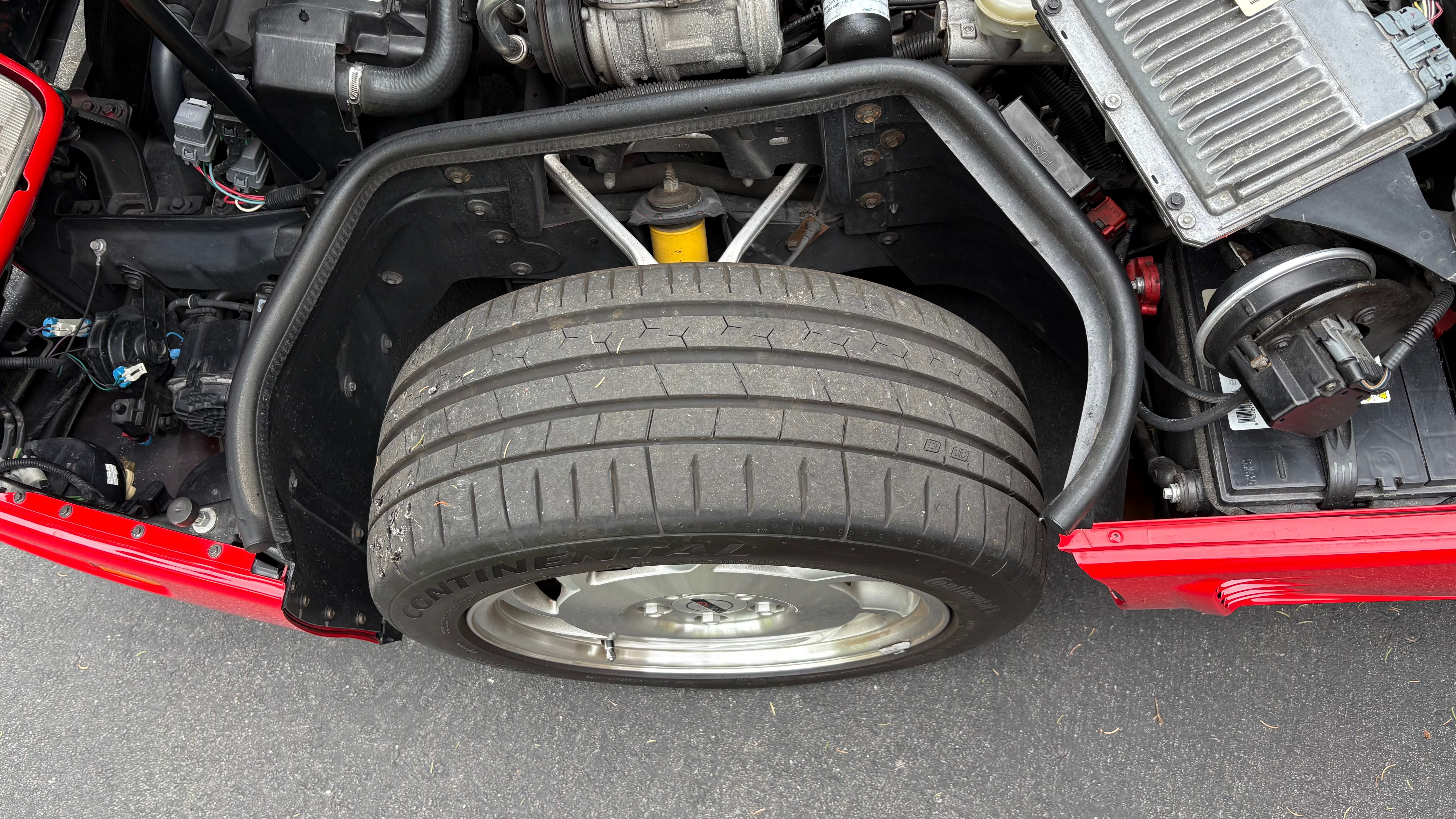 Used 1996 Chevrolet Corvette Coupe RWD image 11