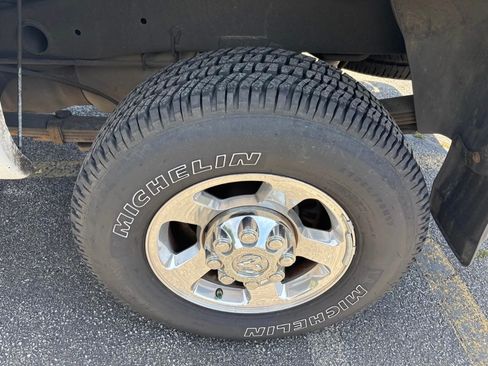 Used 2009 Dodge Ram 2500 Truck SLT w/ Trailer Tow Group AWD/4WD image 10