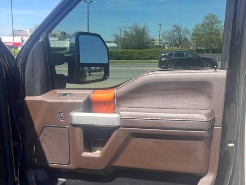 Used 2017 Ford F250 King Ranch w/ King Ranch Ultimate Package image 14