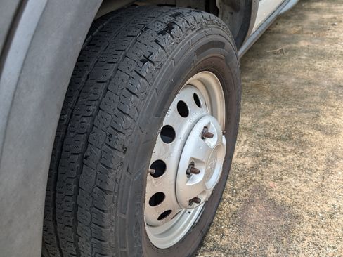 Used 2020 Ford Transit 250 Medium Roof AWD w/ Interior Upgrade Package image 14