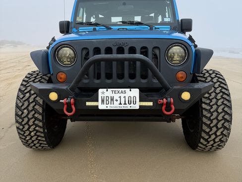 Used 2010 Jeep Wrangler Sport AWD/4WD image 8