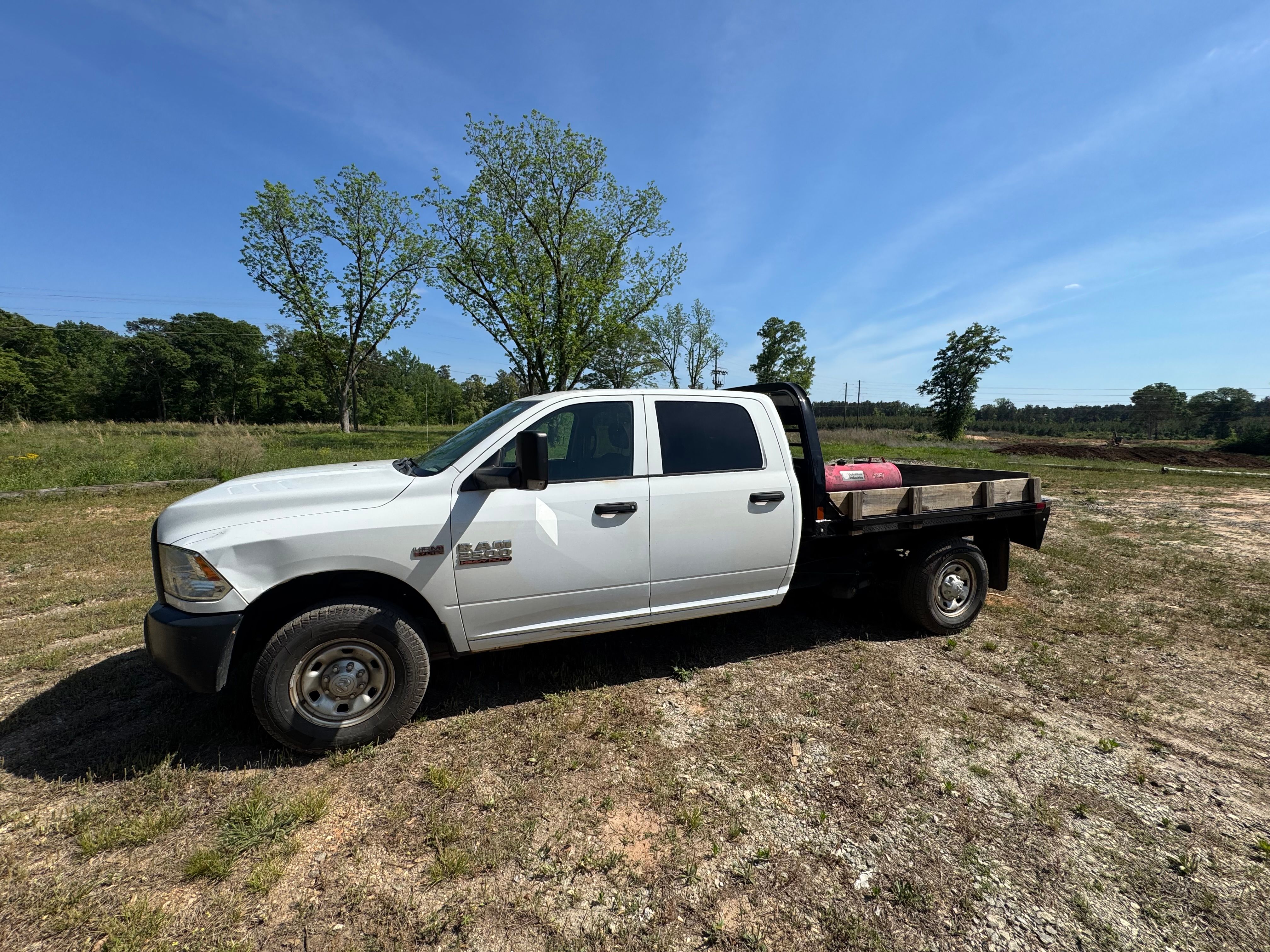 Used 2017 RAM 2500 Tradesman w/ Popular Equipment Group RWD image 2