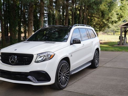 Used 2017 Mercedes-Benz GLS 63 AMG 4MATIC image 2