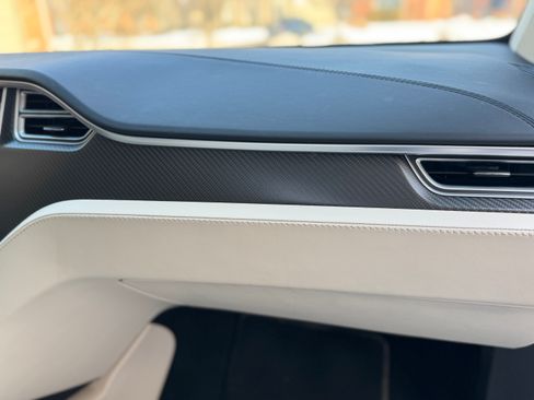 Used 2018 Tesla Model X 100D image 14