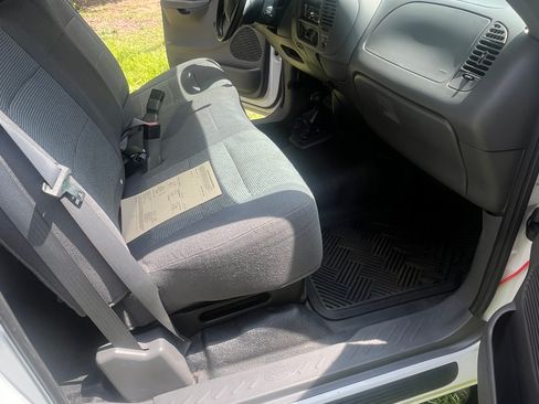 Used 2004 Ford F150 XL AWD/4WD image 6