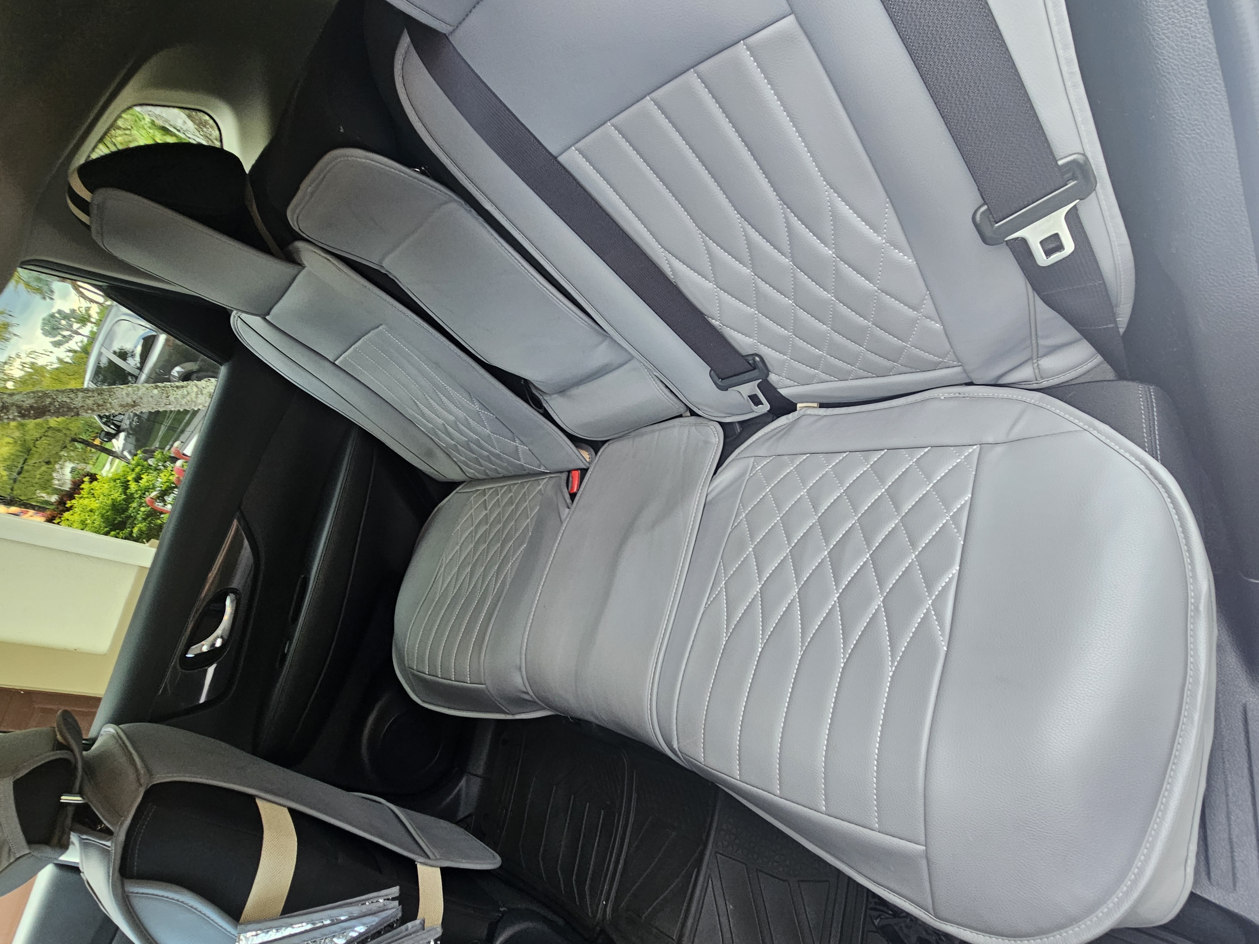Used 2020 Nissan Rogue SV FWD image 8